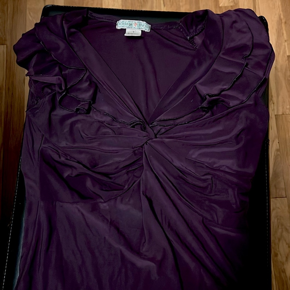 Small ruffled blouse purple vintage